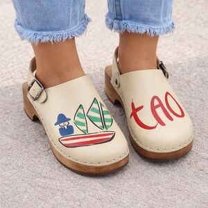 The Animal Observatory TAO Clogs Size 33